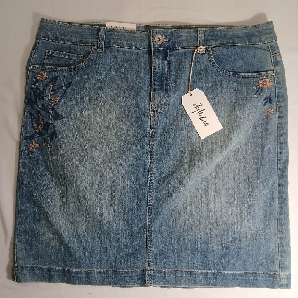 NEW Style & Co Blue Denim Embroidered Straight Skirt Women's Size 16